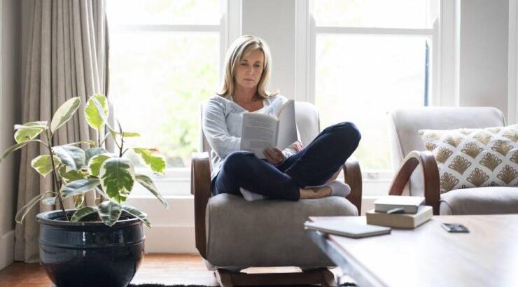 8 απλές πρακτικές που θα σε χαλαρώσουν μέσα στην ημέρα 