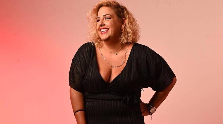 Σοφία Πρωίμου: Η πτώση από τη σκηνή ενώ τραγουδούσε [βίντεο]