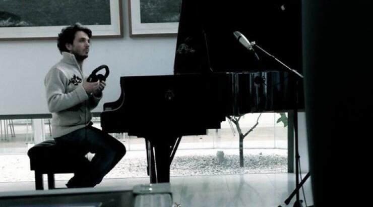 To Τακούσιης-Καραπατάκης Πρότζεκτ παρουσιάζει το νέο δίσκο του