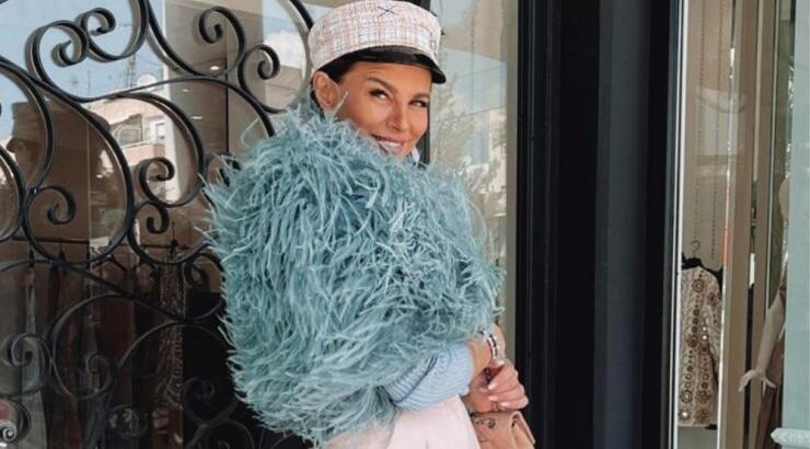 Ramona Filip: Μας έδειξε όλα τα προϊόντα που χρησιμοποιεί για τη ρουτίνα ομορφιάς της [βίντεο]