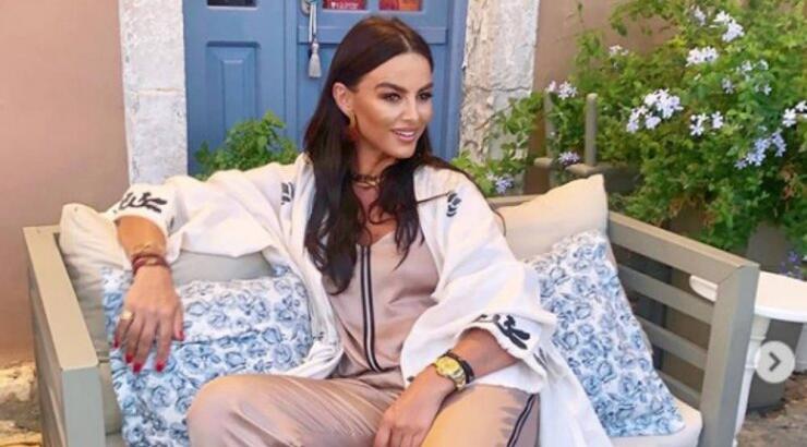 Ramona Filip: Δείτε τη φωτογραφία που προσπαθεί να κρύψει την κυτταρίτιδα της!