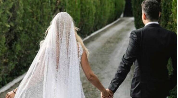 Επώνυμη Ελληνίδα παντρεύτηκε και δεν το πήρε είδηση κανείς