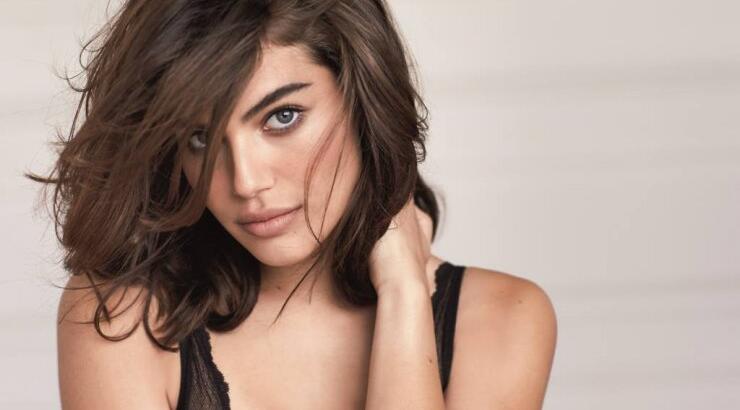 H Intimissimi βρήκε το νέο της πρόσωπο μέσω του Facebook