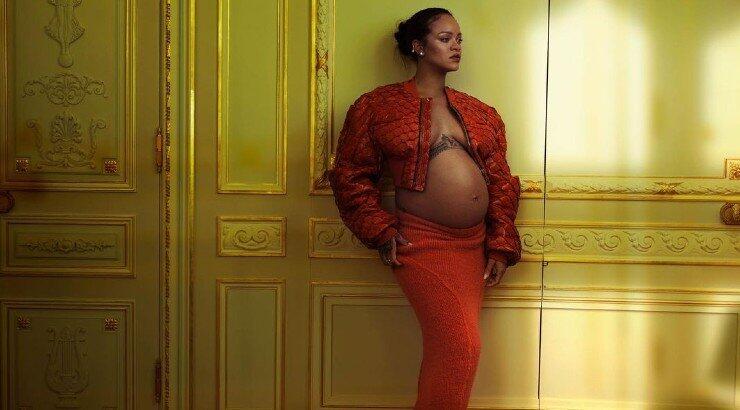 Η Rihanna φωτογραφήθηκε για τη Vogue λίγο πριν γεννήσει και είναι εκθαμβωτική! [εικόνες]