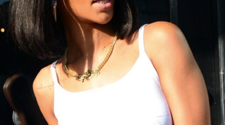 Η Rihanna άλλαξε και έγινε…Κλεοπάτρα [φωτογραφίες]