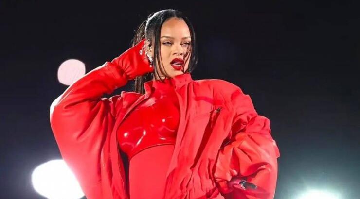 Rihanna: Αυτός είναι ο λόγος που δεν θα πληρωθεί για την εμφάνισή της στο Super Bowl