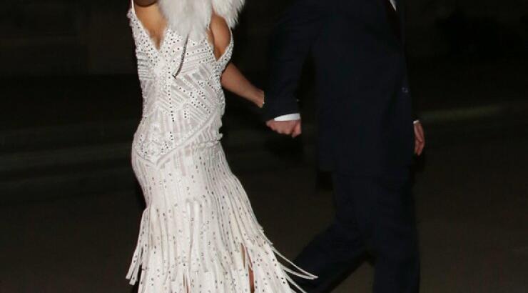 Στα λευκά η Rita Ora [εικόνες]