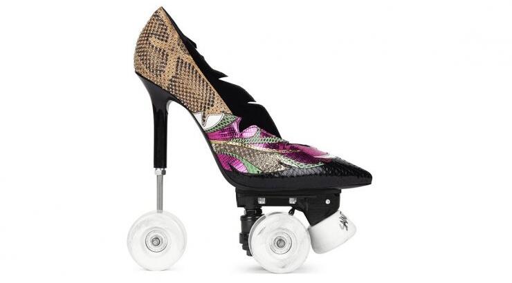 Μόνο αν ξέρεις να κάνεις roller -skate μπορείς να φορέσεις αυτά τα Saint Laurent.