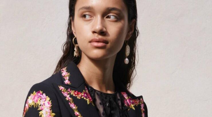 Κομψός ρομαντισμός, πέτυχε τον!