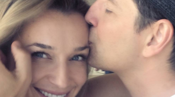 Συμβαίνει τώρα! Ο Σάκης Ρουβάς και η Κάτια Ζυγούλη πετάνε για Άγιο Δομίνικο!