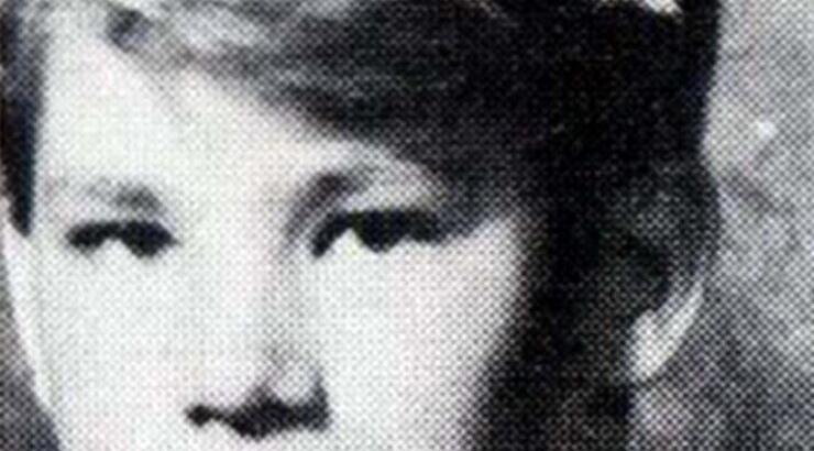 Τον αναγνωρίζετε; Σήμερα είναι ένας από τους πιο σέξι άντρες του Hollywood!  