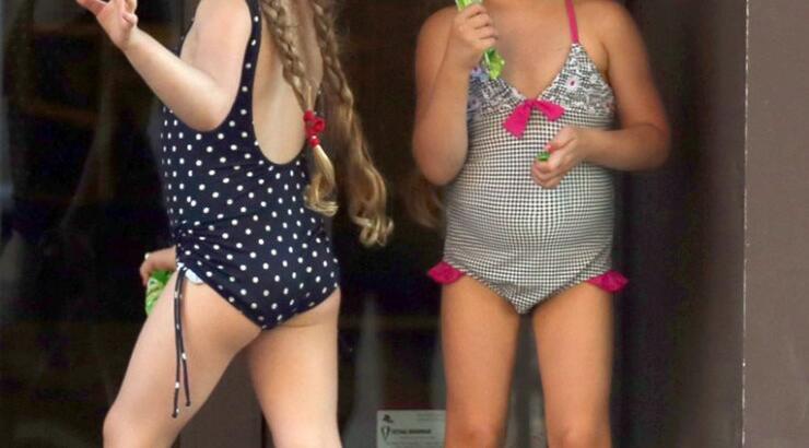 Δείτε τις μικρούλες της Sarah Jessica Parker έτοιμες για την παραλία [εικόνες]