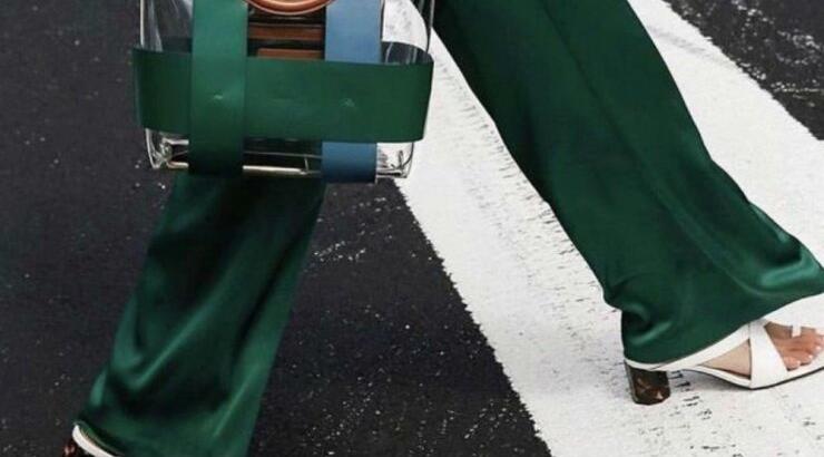 Αυτά τα Η&Μ σανδάλια κοστίζουν 40 ευρώ και μπορείς να τα φορέσεις όλες τις ώρες της ημέρας