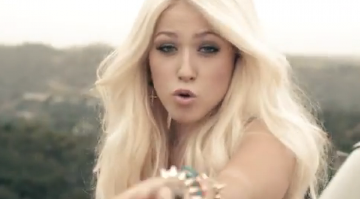 Γνώρισε την Amelia Lily!