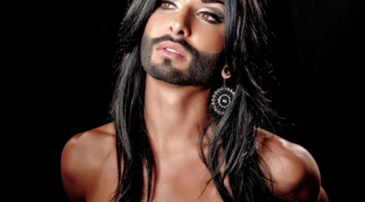 H Conchita χωρίς μούσι ερμηνεύει Άννα Βίσση [βίντεο]