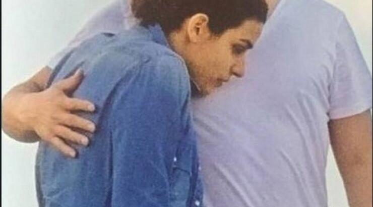 Αλέξης Γεωργούλης - Τόνια Σωτηροπούλου: Ερωτικά παιχνίδια στη Μύκονο [βίντεο]