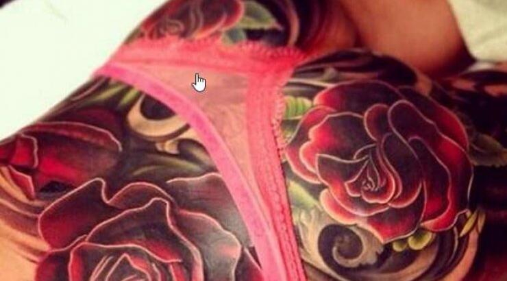 Ποια star έκανε… αυτό το tattoo με τριαντάφυλλα;