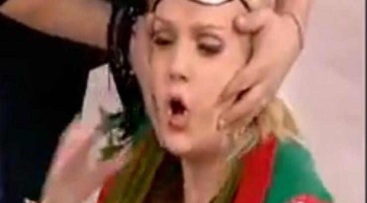  Μάτωσε στο στούντιο η Σάσα Σταμάτη. Τι συνέβη; [video]