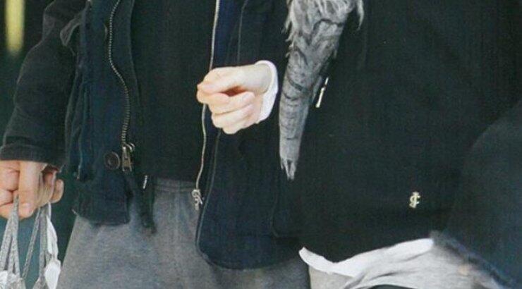 Οι πρώτες φωτογραφίες επώνυμης Ελληνίδας με φουσκωμένη κοιλίτσα