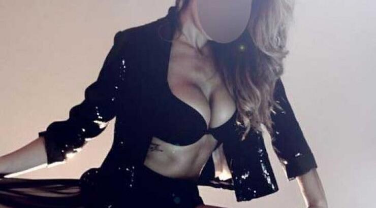 Ελληνίδα τραγουδίστρια: «Με έχει ερωτευτεί γυναίκα. Προσπάθησε να με φιλήσει, την προειδοποίησα…»