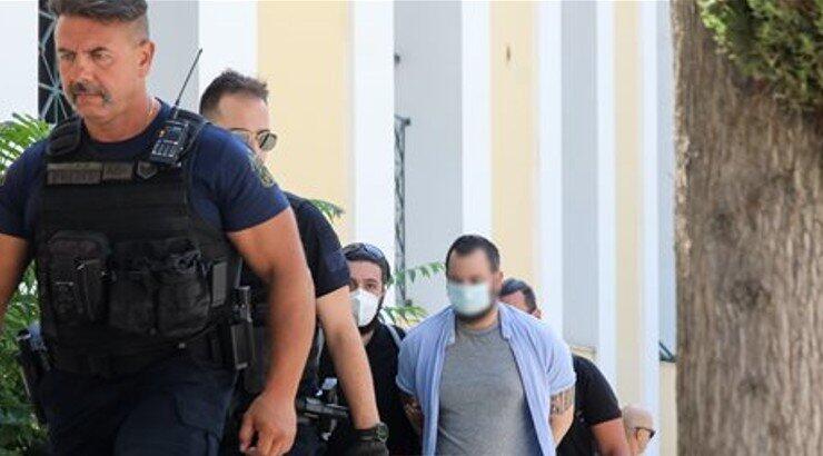 Σοκάρει Έλληνας παίκτης ριάλιτι: "Ήμουν ο πιο επιτυχημένος άνδρας συνοδός με €1000 την βραδιά, είχα πελάτες ηθοποιούς"