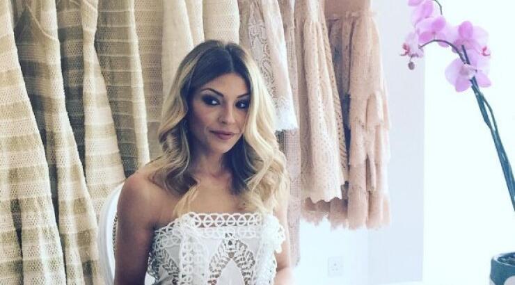 Άννα Φάκα: Δείτε την αγκαλιά με τους δύο γιους της