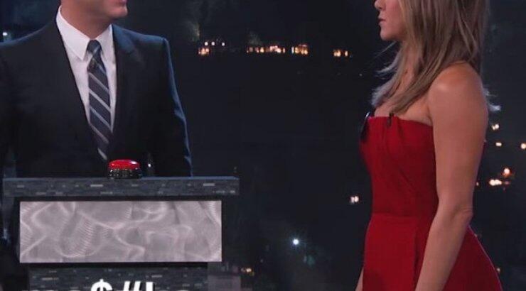 Η Jennifer Aniston βρίζει και στα ελληνικά!