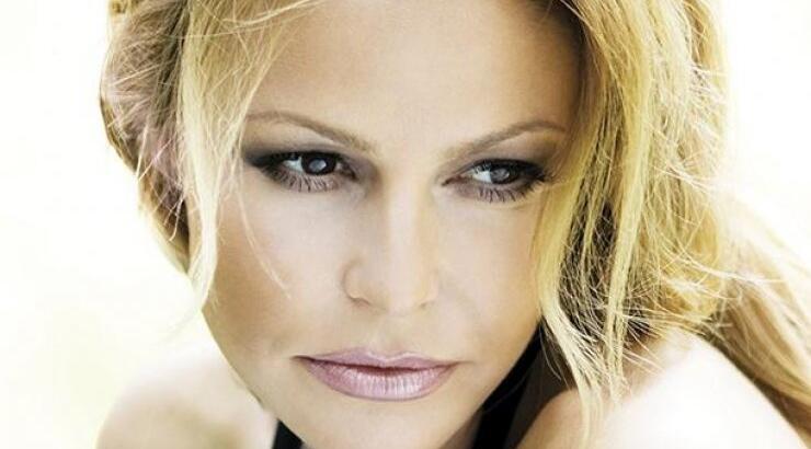 Tζένη Μπαλατσινού: Αποκάλυψε με μια φωτογραφία πώς περνά τα εργένικα βράδια της