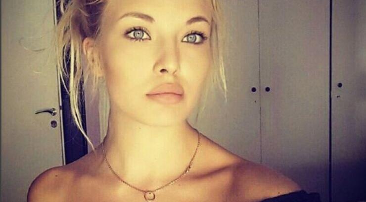 Δεν υπάρχει! Ο γιος της Ροζίτα Κεντάλα χορεύει σε ρυθμούς pop στο σαλόνι του σπιτιού στην Αθήνα