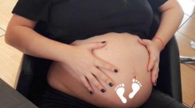 Επώνυμη Κύπρια μας δείχνει πρώτη φορά την φουσκωμένη της κοιλίτσα