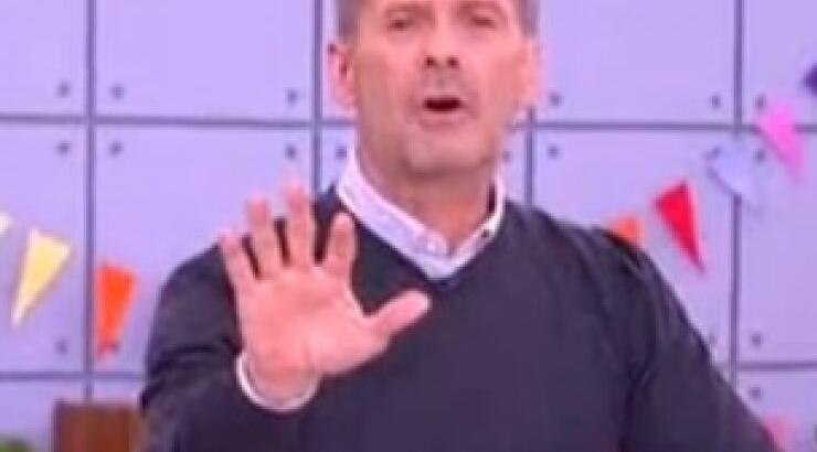  «Επίθεση Κωστόπουλου σε Μουτσινά μέσω της εκπομπής: «Έλα να σου εξηγήσω» [video]