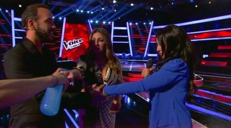 The Voice: Πρώην παίκτρια κατήγγειλε σεξουαλική παρενόχληση από γνωστό ραδιοφωνικό παραγωγό [βίντεο]