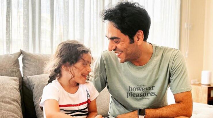 Aνδρέας Τσέλεπος: Οι αγκαλιές στην κόρη του για την ονομαστική της εορτή