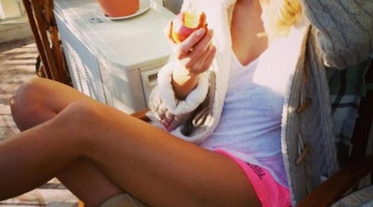 Παρουσιάστρια και στην κυπριακή τηλεόραση διαθέτει αυτά τα πόδια!