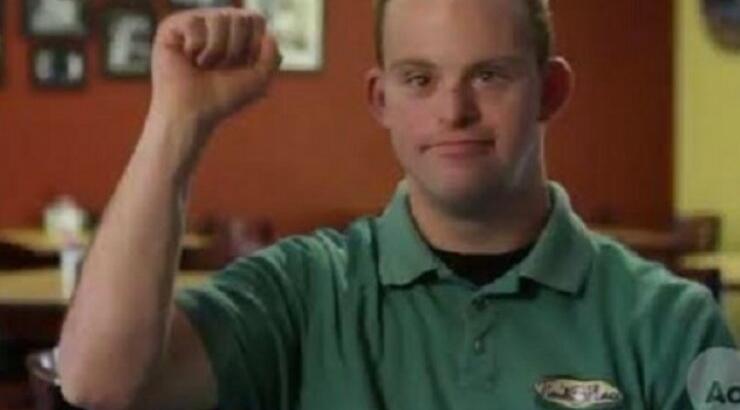 Παγκόσμια ημέρα για το σύνδρομο Down! To παιδί που έκανε όλα τα όνειρά του πραγματικότητα! [εικόνες + βίντεο]