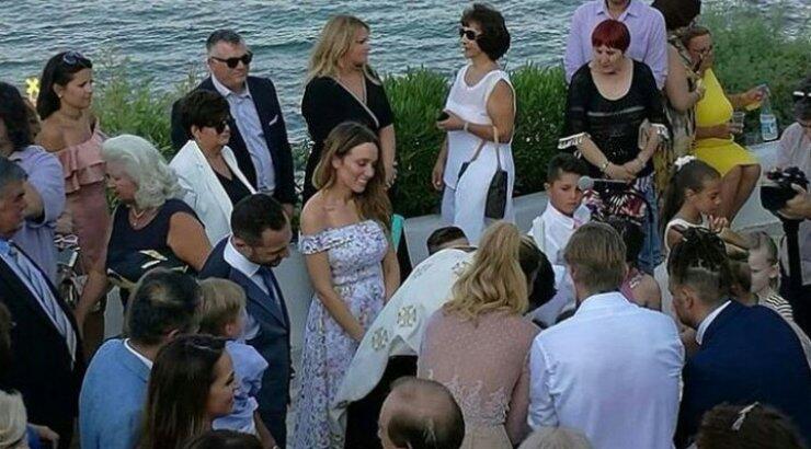 Καλομοίρα: Δίνει για πρώτη φορά την απάντησή της γιατί δεν ήταν ο πατέρας της παρών στη βάφτισή της κόρης της