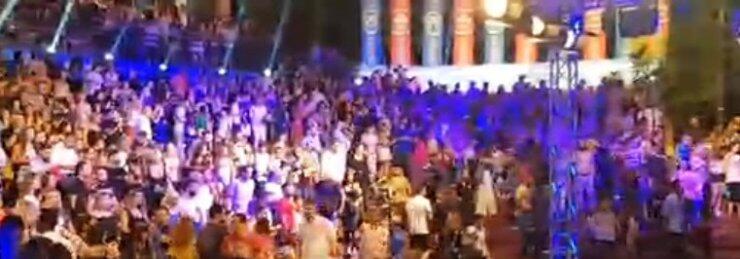 Σοκ! Άγνωστοι εισέβαλαν στον χώρο που γινόταν ο τελικός του "Survivor 2" και επιτέθηκαν στον κόσμο