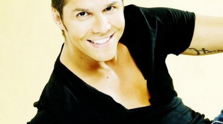 Γιώργος Τσαλίκης: "Τραγουδούσα στον αδερφό της γυναίκας μου που ήταν σε κώμα" [βίντεο]