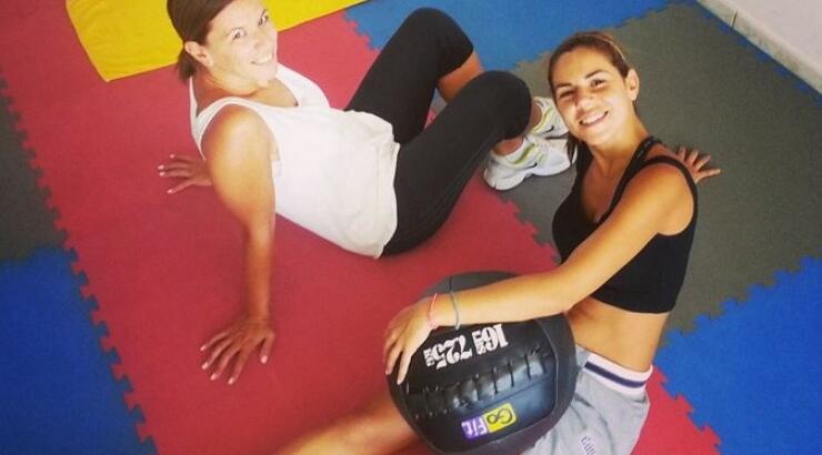 Κατερίνα Κωνσταντίνου- Άντρη Δανιήλ: Το διάλειμμα φέρνει γυμναστική