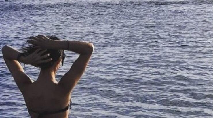 Γνωστή Ελληνίδα γέννησε πριν 3,5 μήνες και ποζάρει με μπικίνι