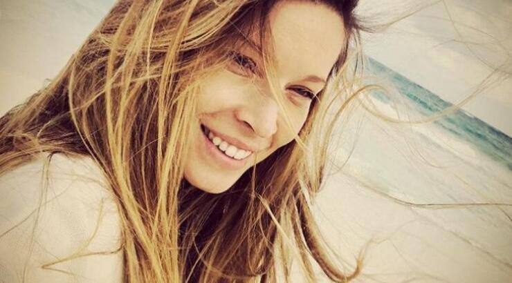 Η Μαριέττα Χρουσαλά ανέβασε φωτογραφία στα social media από τη στιγμή που θηλάζει το γιο της 