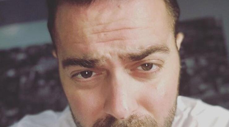 Ηλίας Βρεττός: Μας δείχνει πρώτη φορά τα τραύματα που του έμειναν ενάμιση μήνα μετά το τροχαίο 