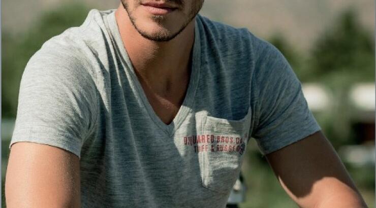 Νίκος Οικονομόπουλος: Μιλά  για το ατύχημά του στην πίστα και πώς κατέληξε με ματωμένο μέτωπο