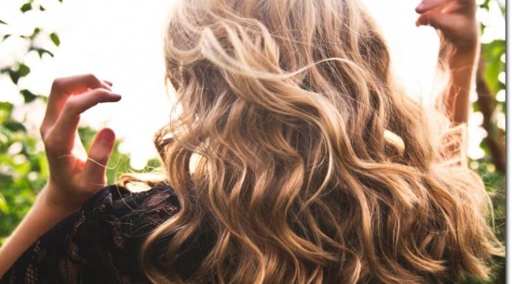 Μαλλιά: Μια σειρά για βαθιά θρέψη με εκλεκτό έλαιο καρύδας