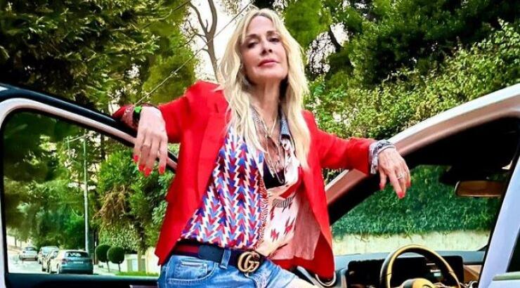 Άννα Βίσση: Έβαλε μαγιό και έκανε βραδινό μπάνιο στη Λεμεσό [εικόνα]