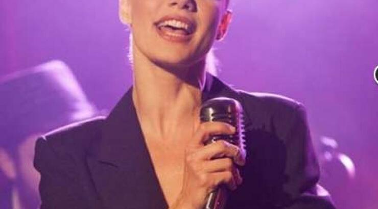 Ζέτα: «Όσοι ασχολούνται με τα "προσωπικά" μου μπορεί να ξέρουν με ποιον είμαι, δεν γνωρίζουν όμως την ουσία»