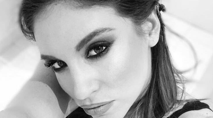 Η Αθηνά Οικονομάκου αποκάλυψε το φύλο του μωρού που περιμένει λίγες μέρες πριν τον τοκέτο