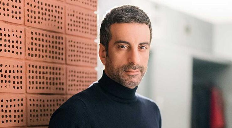 Στέλιος Κουδουνάρης: "Με κορόιδευαν στο σχολείο. Έκλαιγα. Με φώναζαν καμπανέλα"