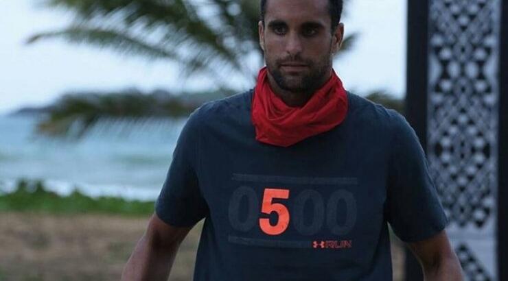 Δείτε πώς υποδέχτηκε τον Γιάννη Δρυμωνάκο η σύντροφός του