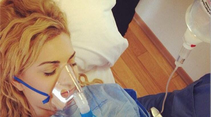 Φανή Σωκράτους: Στο νοσοκομείο με μάσκα οξυγόνου